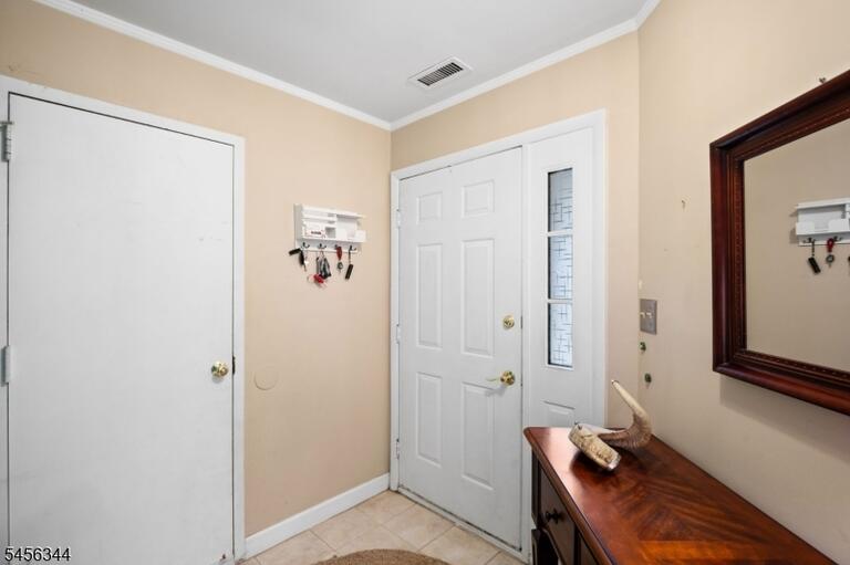 Property listing MLS 4049302 photo 6