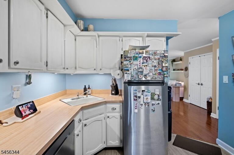Property listing MLS 4049302 photo 9