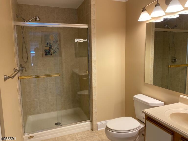 Property listing MLS 4049313 photo 11