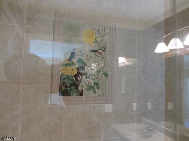 Property listing MLS 4049313 photo 13