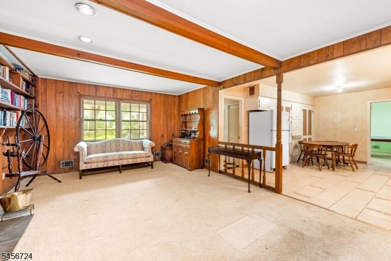 Property listing MLS 4049328 photo 5