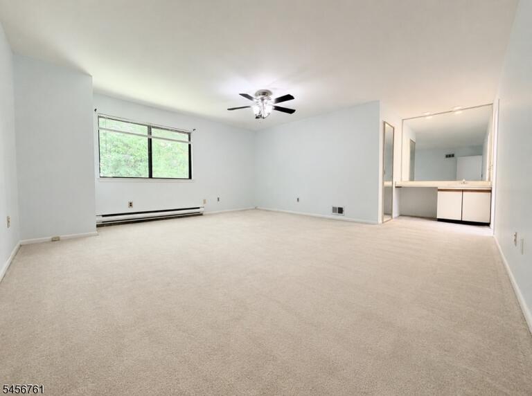 Property listing MLS 4049346 photo 13