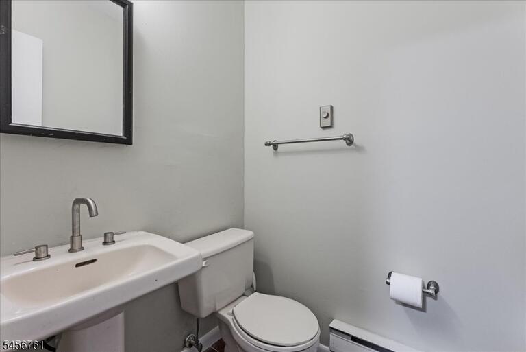 Property listing MLS 4049346 photo 24