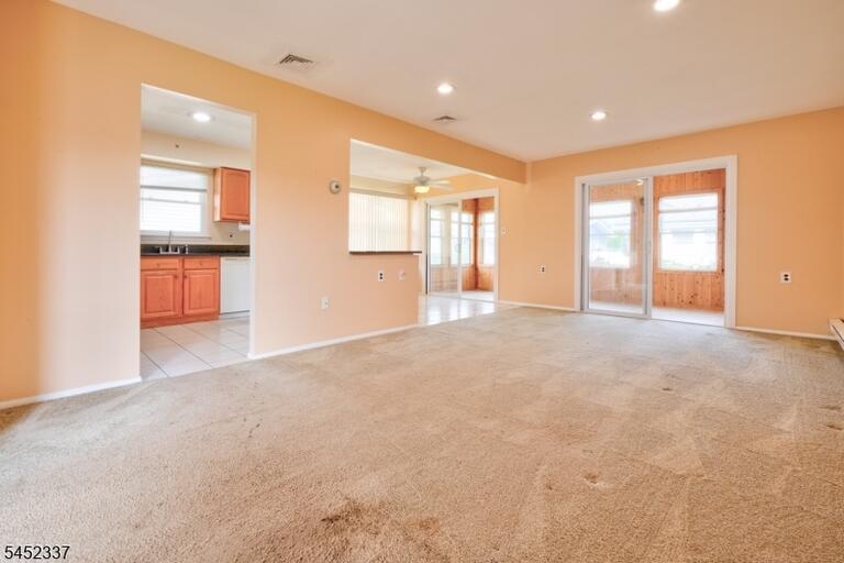 Property listing MLS 4049390 photo 4