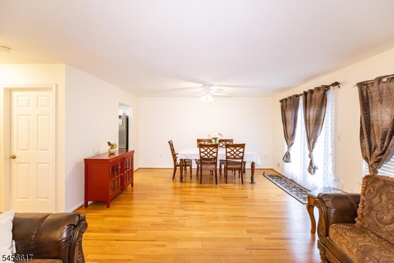 Property listing MLS 4049399 photo 5