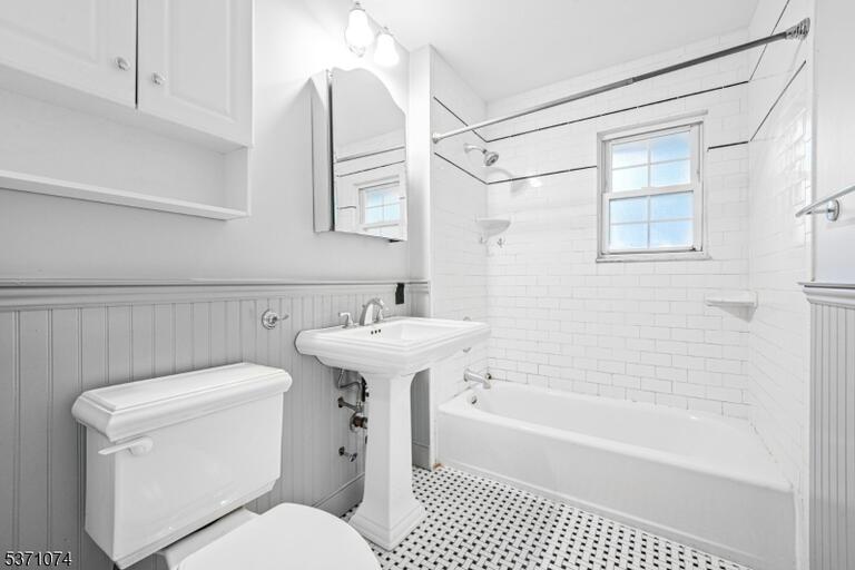 Property listing MLS 4049421 photo 17