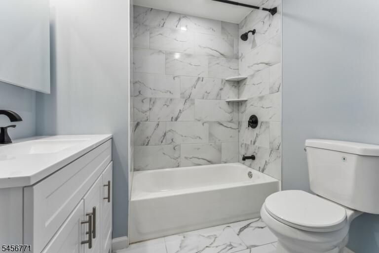 Property listing MLS 4049424 photo 6