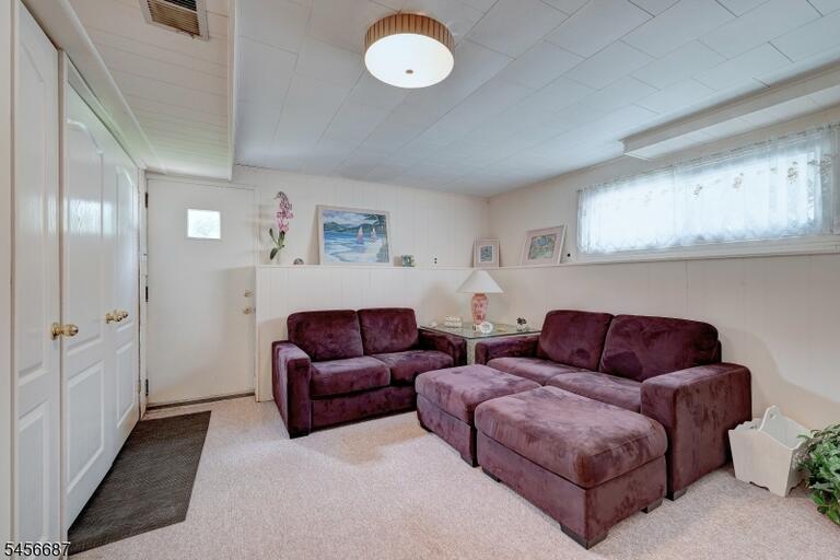 Property listing MLS 4049432 photo 14