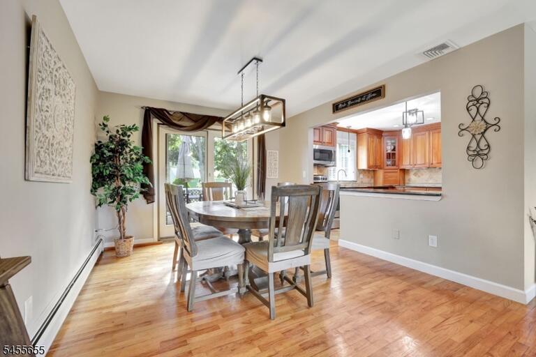 Property listing MLS 4049465 photo 11