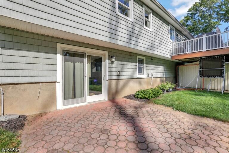 Property listing MLS 4049465 photo 24
