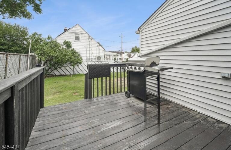 Property listing MLS 4049469 photo 14