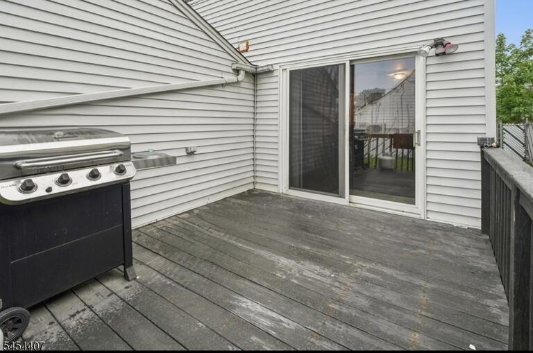 Property listing MLS 4049469 photo 15