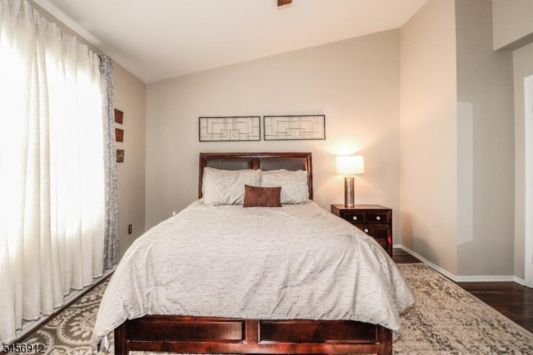 Property listing MLS 4049483 photo 13