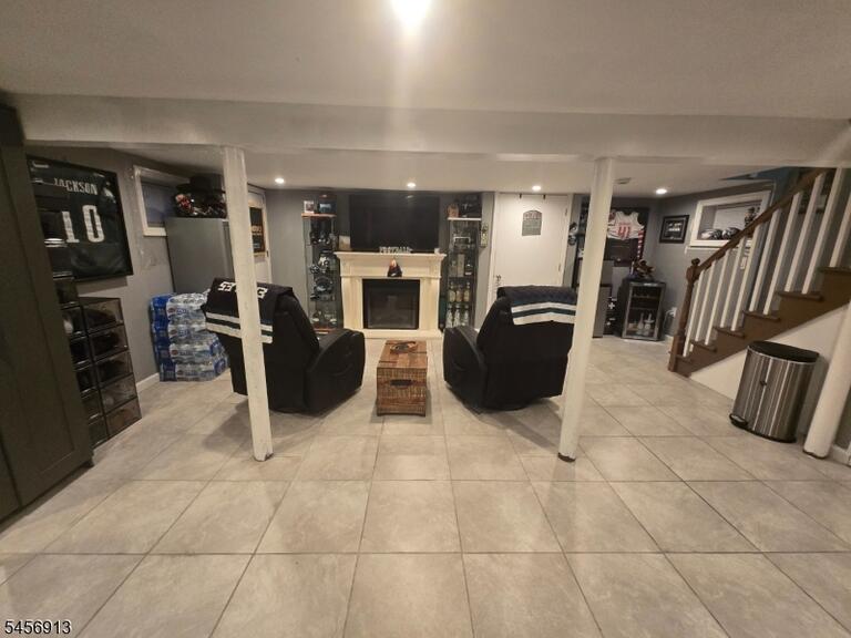 Property listing MLS 4049484 photo 13