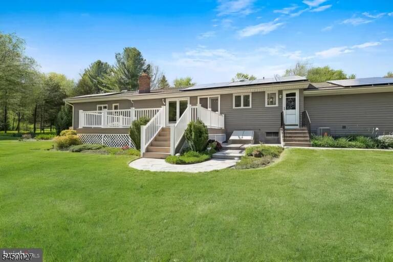 Property listing MLS 4049491 photo 4