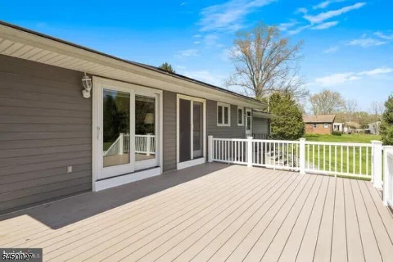 Property listing MLS 4049491 photo 5