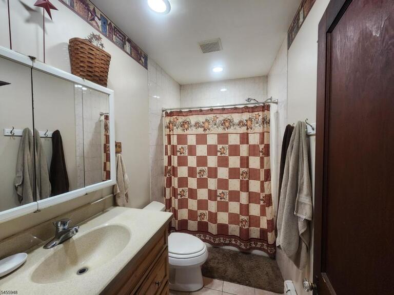 Property listing MLS 4049496 photo 16