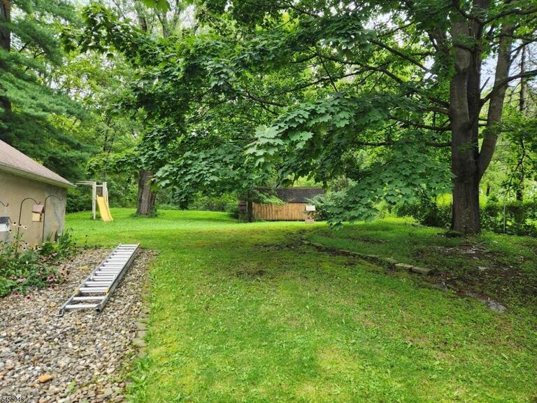 Property listing MLS 4049496 photo 21