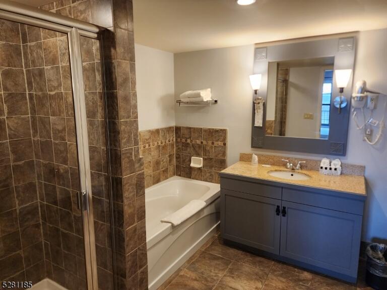 Property listing MLS 4049501 photo 19