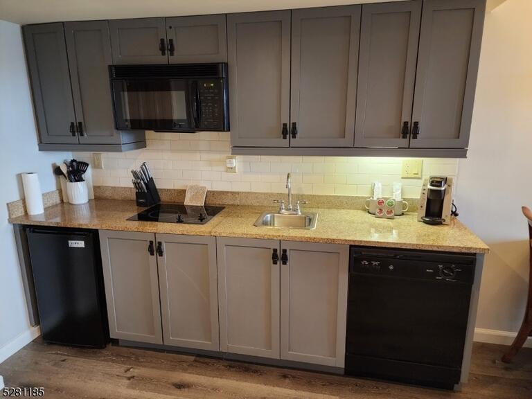 Property listing MLS 4049501 photo 4