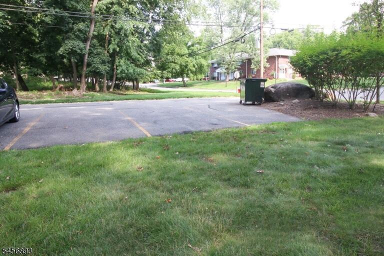 Property listing MLS 4049506 photo 2