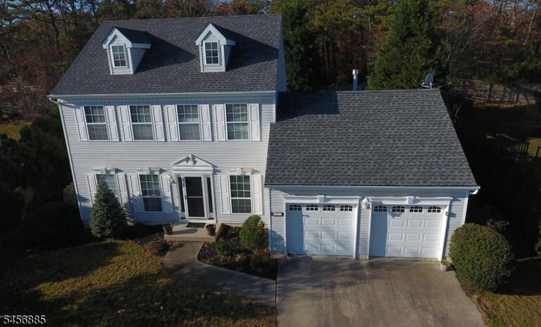 Property listing MLS 4049544 photo 2