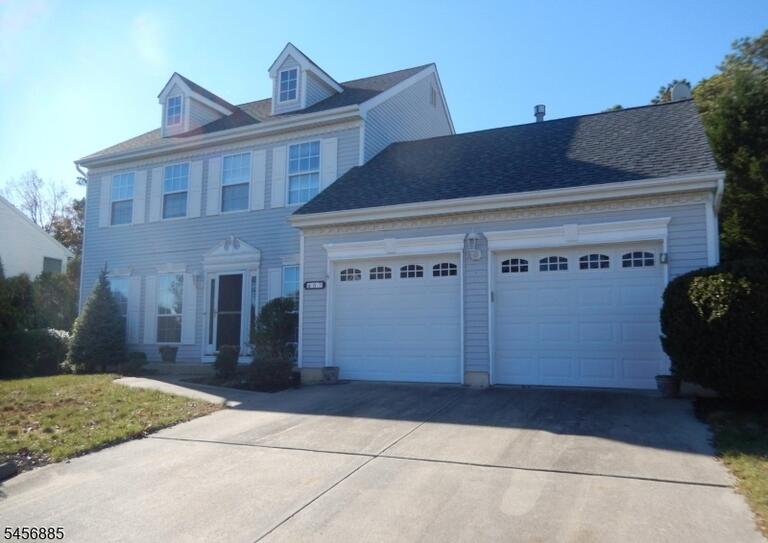 Property listing MLS 4049544 photo 3
