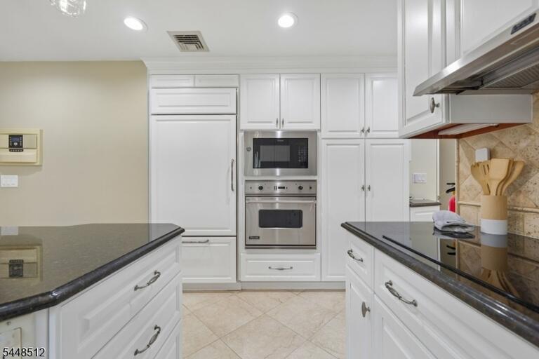 Property listing MLS 4049556 photo 19