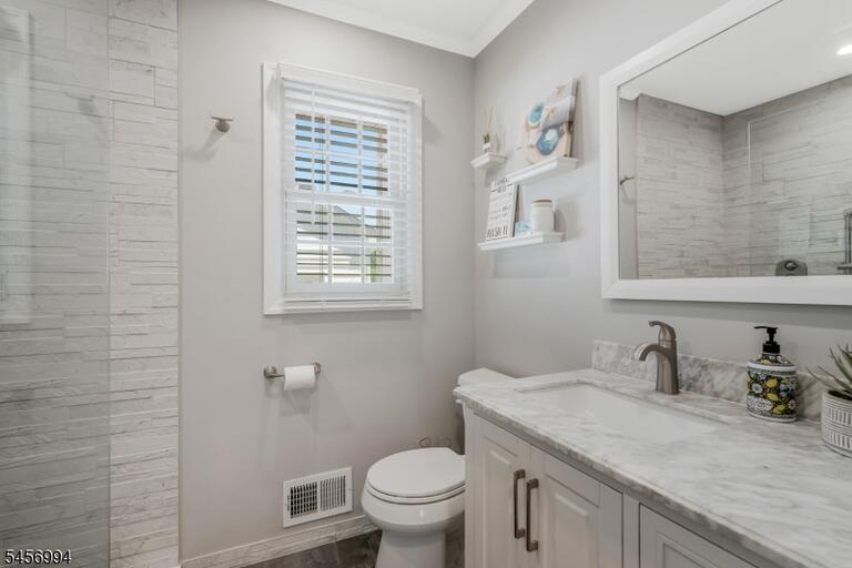 Property listing MLS 4049562 photo 23