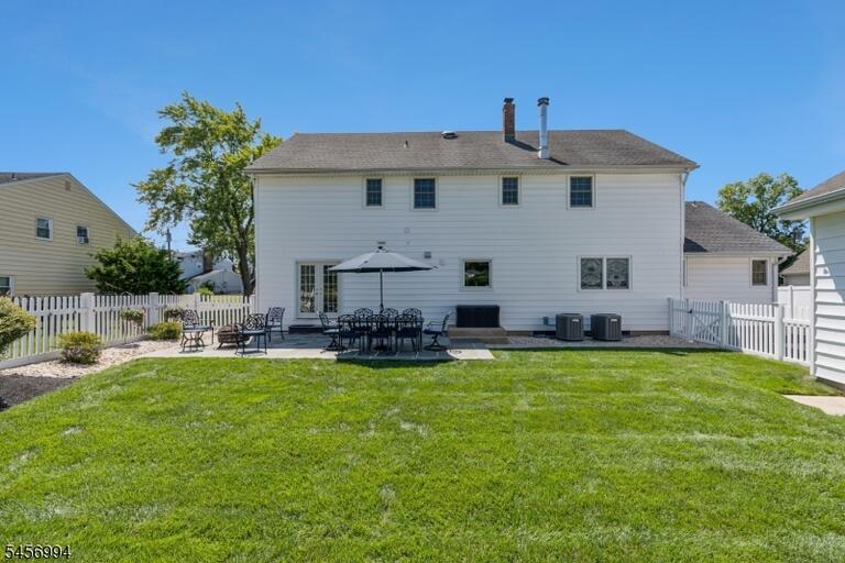 Property listing MLS 4049562 photo 39