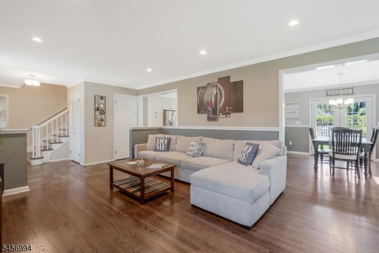 Property listing MLS 4049562 photo 8