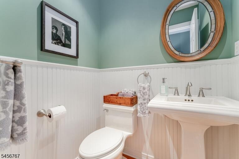 Property listing MLS 4049579 photo 40