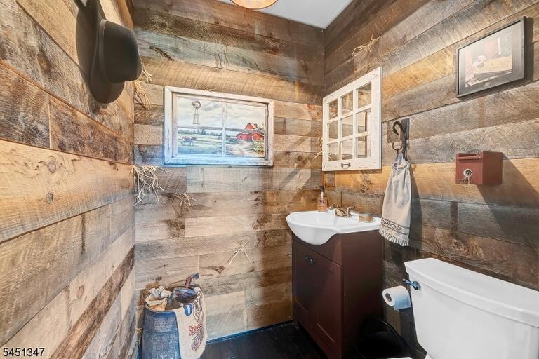 Property listing MLS 4049582 photo 34