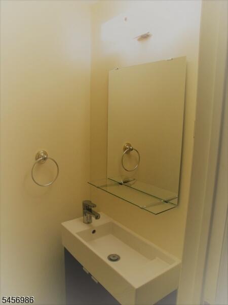 Property listing MLS 4049588 photo 11