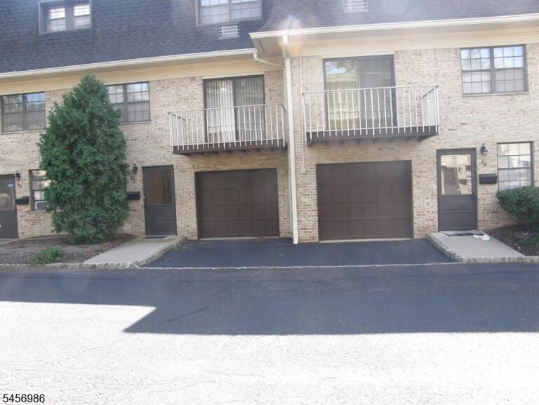Property listing MLS 4049588 photo 19
