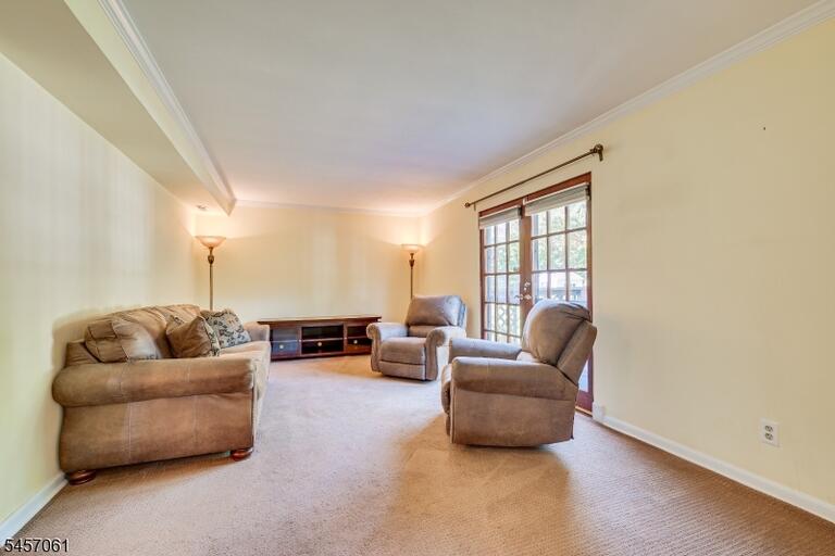 Property listing MLS 4049600 photo 5