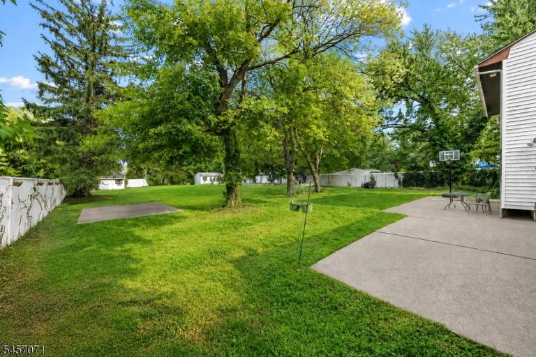 Property listing MLS 4049605 photo 23