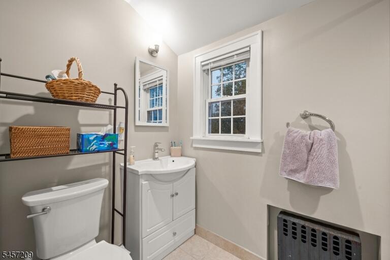 Property listing MLS 4049700 photo 8