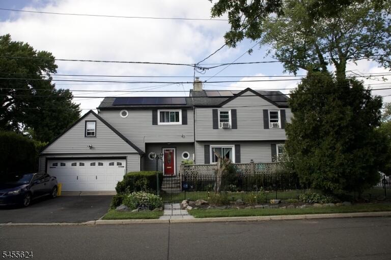 Property listing MLS 4049712 photo 1