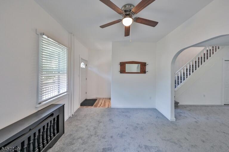 Property listing MLS 4049718 photo 5