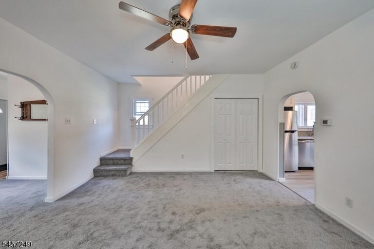 Property listing MLS 4049718 photo 8