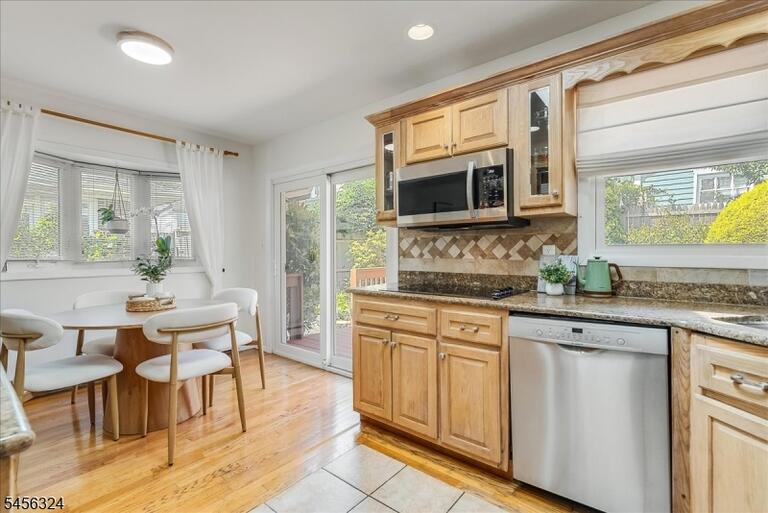 Property listing MLS 4049751 photo 9