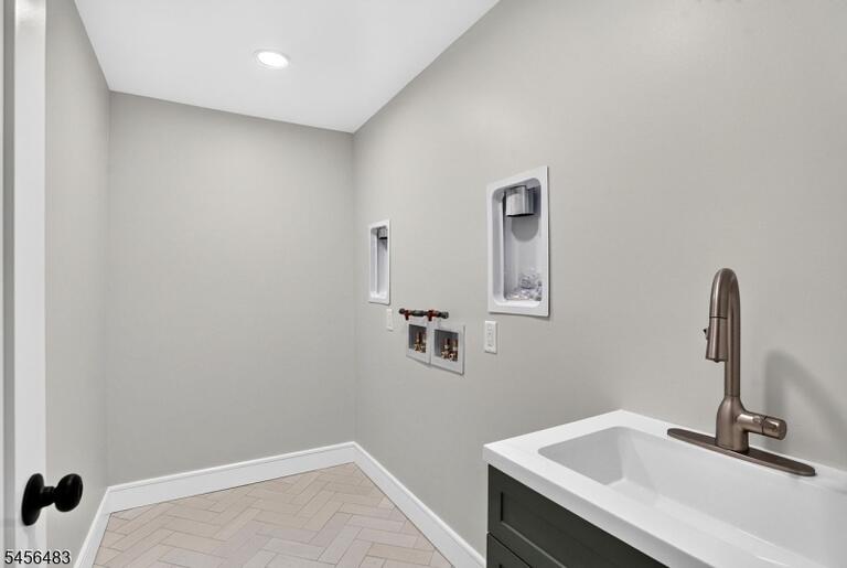 Property listing MLS 4049752 photo 32