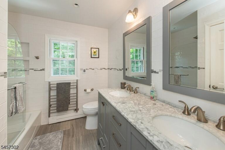 Property listing MLS 4049795 photo 19