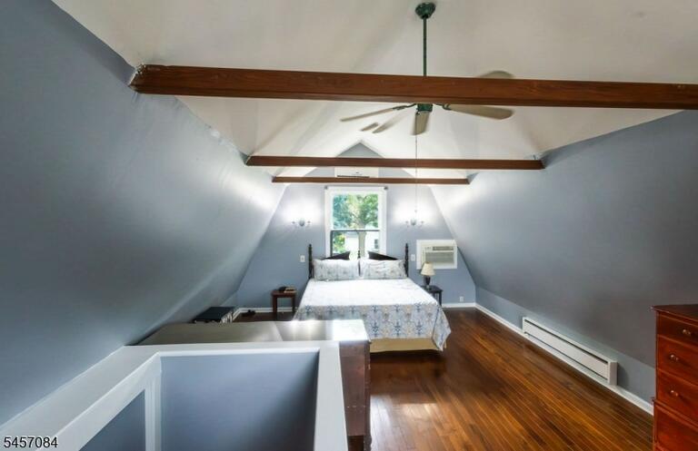 Property listing MLS 4049806 photo 15