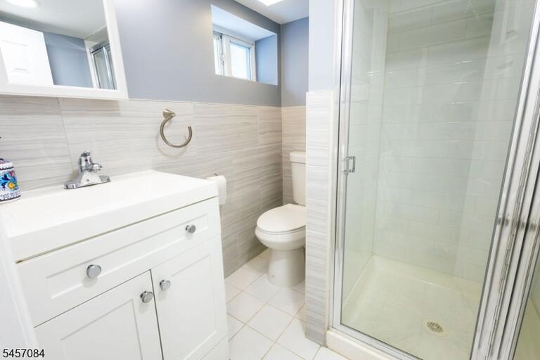 Property listing MLS 4049806 photo 21