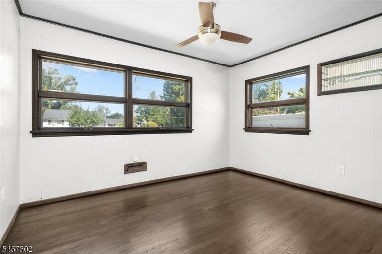 Property listing MLS 4049902 photo 16