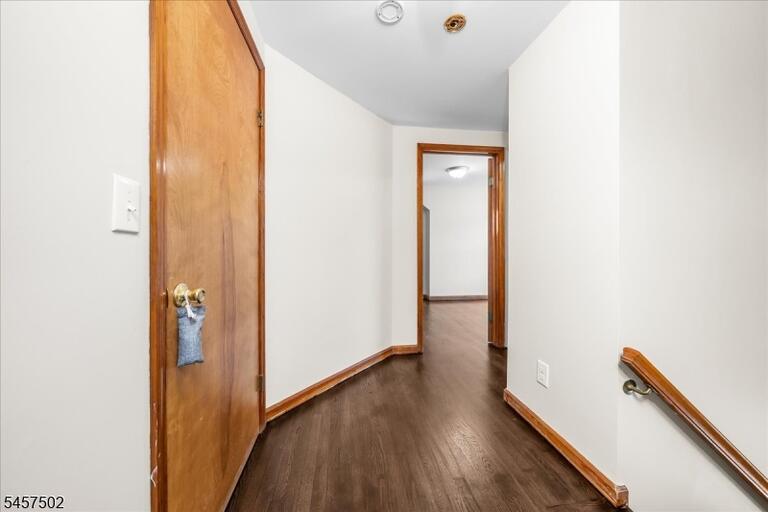 Property listing MLS 4049902 photo 27