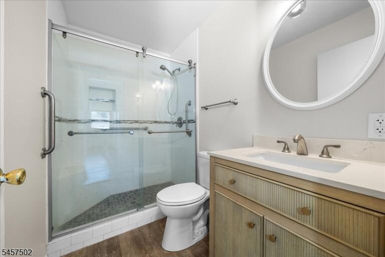 Property listing MLS 4049902 photo 30