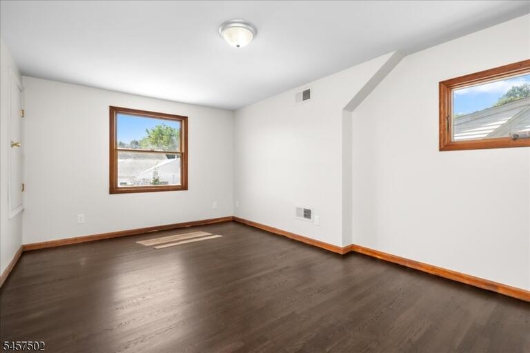 Property listing MLS 4049902 photo 31